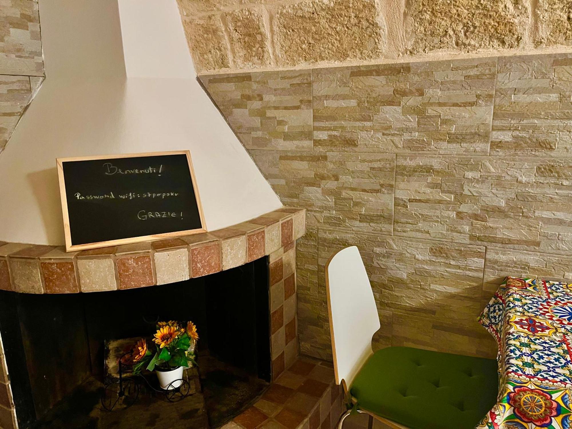 Cattleya Apartment Мола ди Бари Екстериор снимка